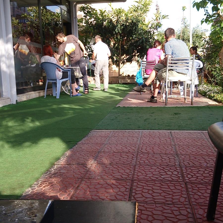 White Cat Sevgi Otel Αττάλεια Εξωτερικό φωτογραφία