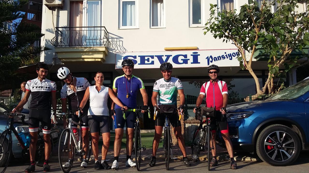 White Cat Sevgi Otel Αττάλεια Εξωτερικό φωτογραφία